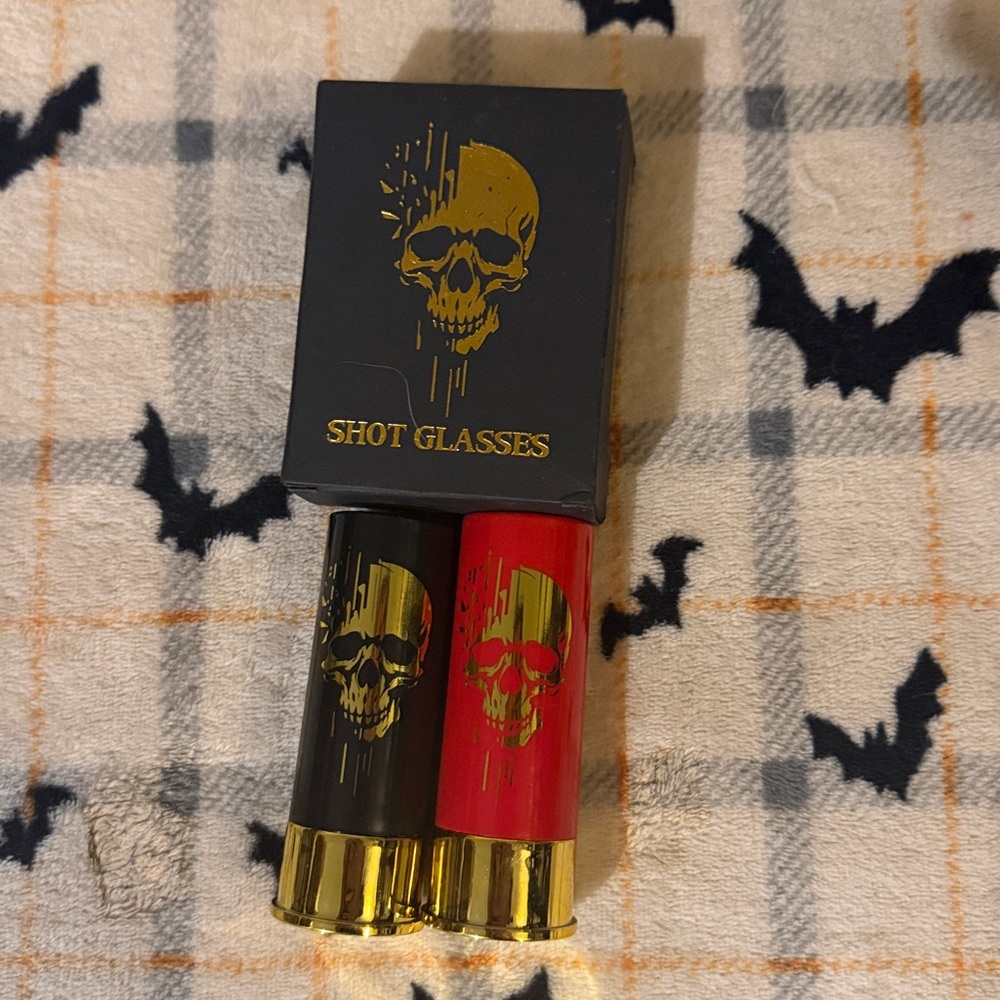 Never been used Skull Shot Glasses Set - Black and Red